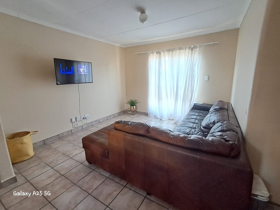 2 Bedroom Property for Sale in Vaalpark Free State